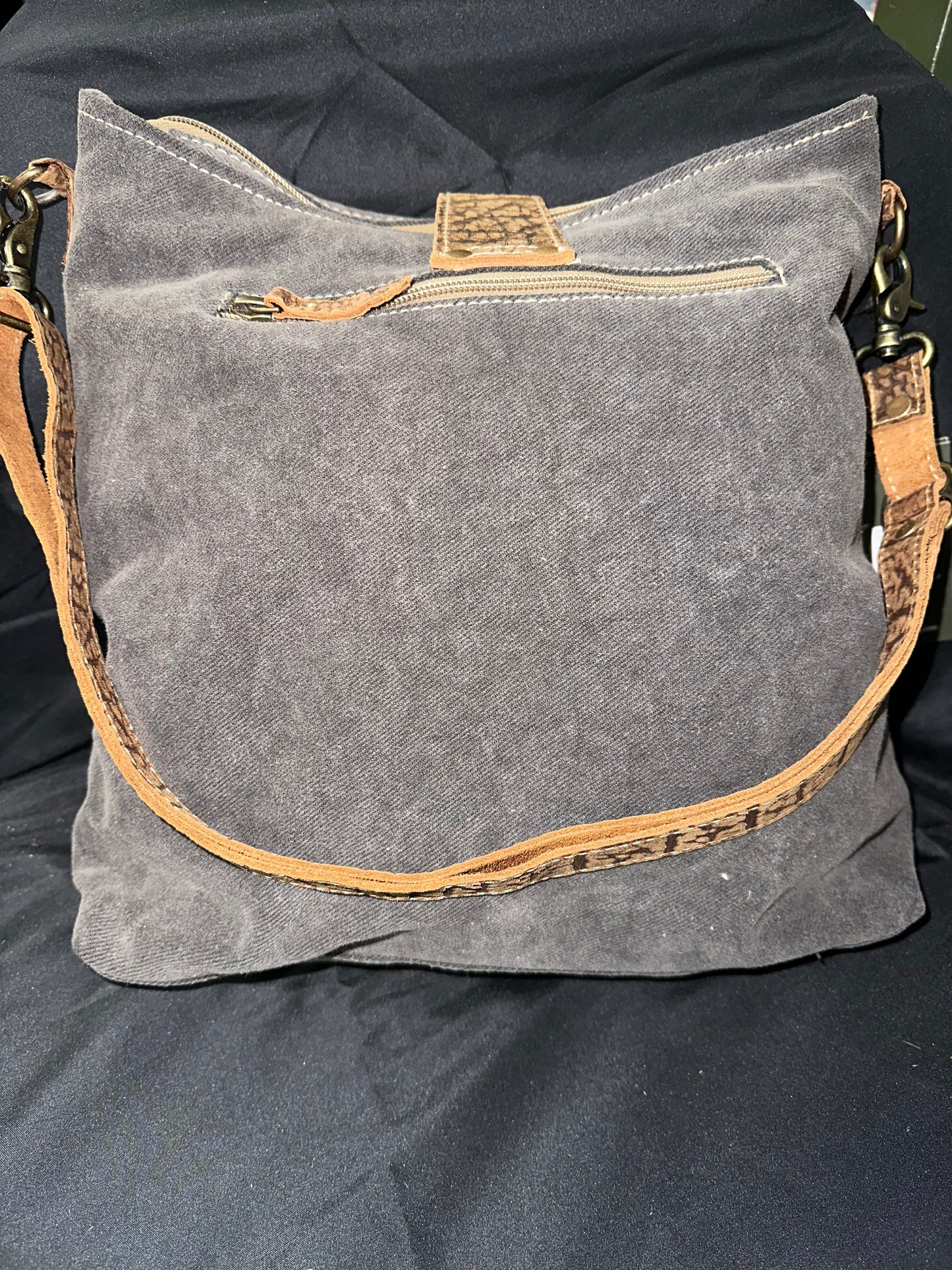 Myra Bag: "ROLTOD SHOULDER BAG"